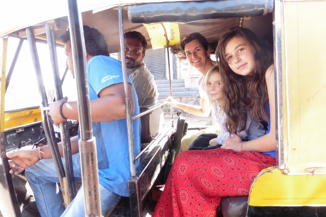 Tuk tuk from Hospet to Hampi, Is India a safe country to travel with kids