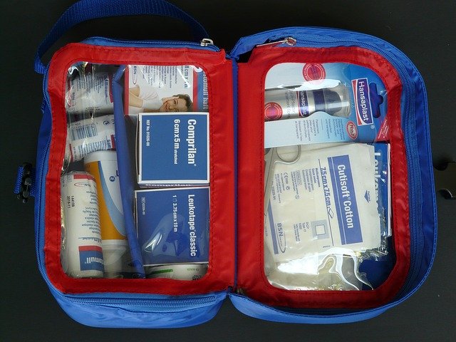first aid kit, emergency helplines in India