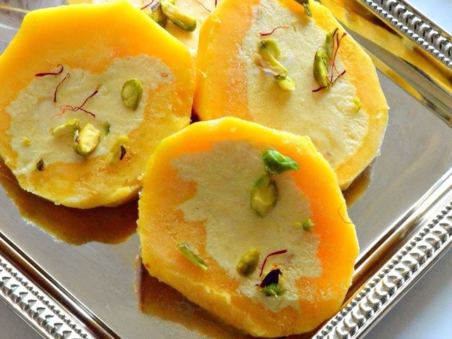 Stuffed-mango-kulfi - www(dot)eatanddust(dot)com, Street food in Old Delhi