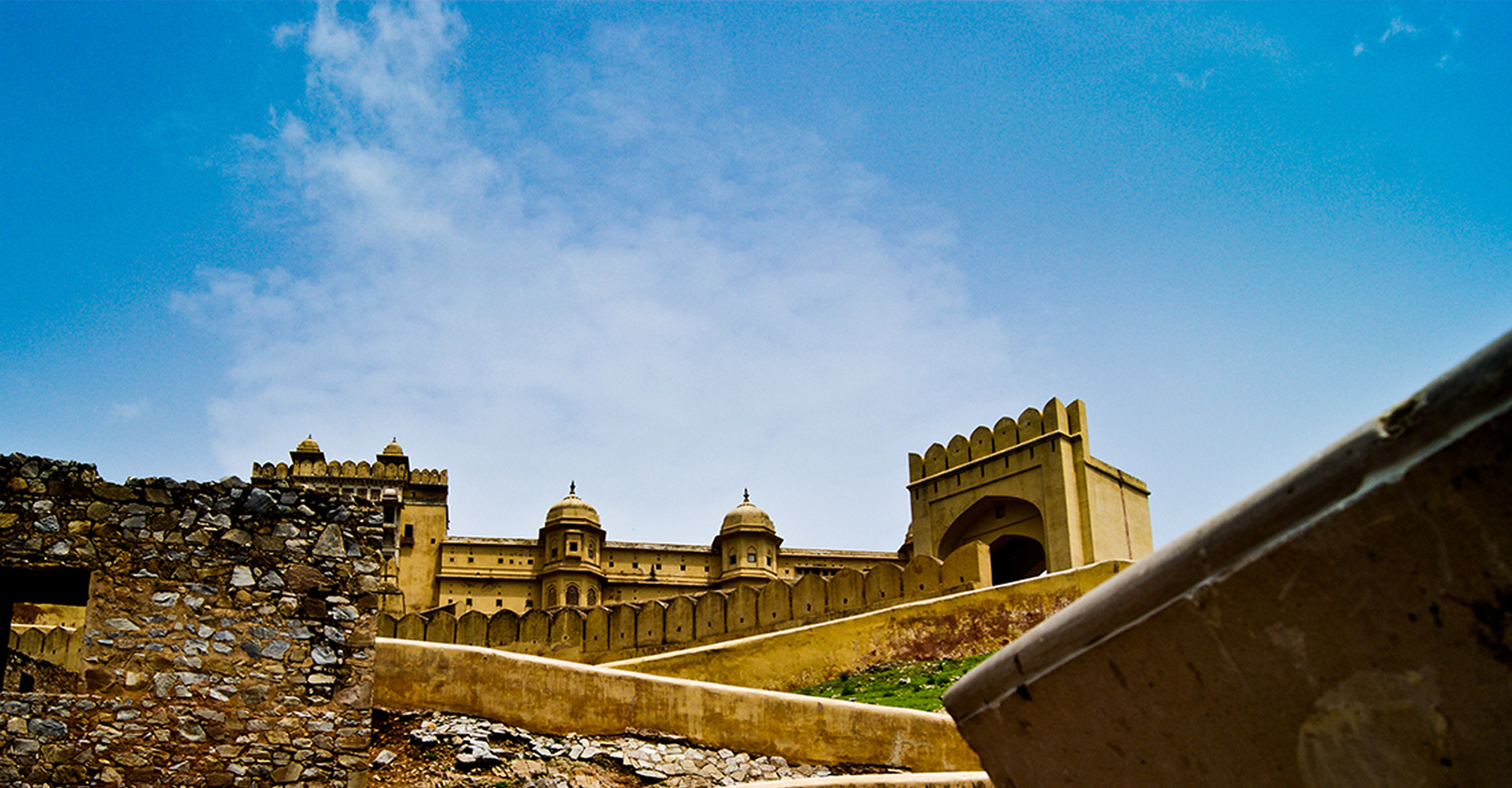 Rajasthan_fort, backpacking in india, backpacking around india, india travel, budget trael