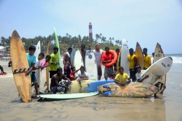 Surfschule In Kerala, surfen indien