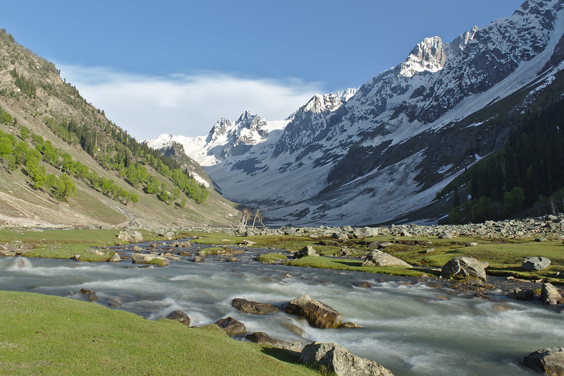 can we travel to leh ladakh now