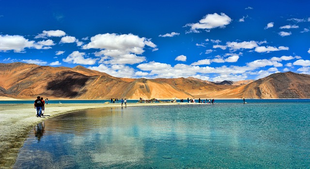 tourist places in ladakh india