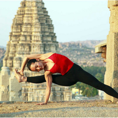 Indian yoga training Stock Photos, Royalty Free Indian yoga training Images  | Depositphotos