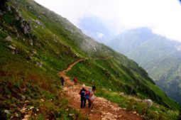 trekking in himachal pradesh, wandern in indien 