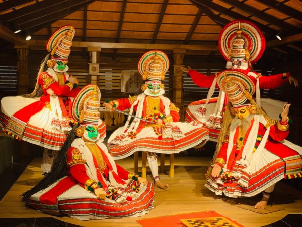 Kathakali Dance Perfomance Kochi