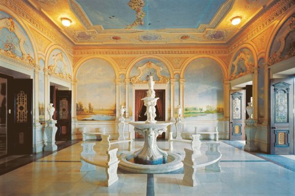 Taj Falaknuma Palace Hyderabad, honeymoon in India