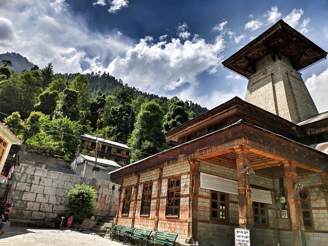 famous temples in Manali