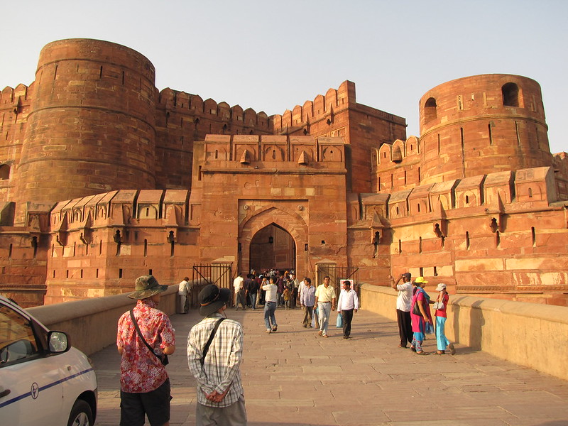 Agra fort, places to see in Agra