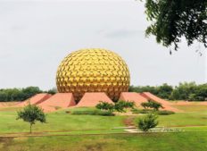 Budget travel guide to India for foreigners