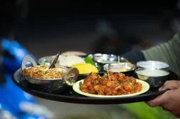 is street food in india safe for tourists to eat