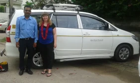 tour guides in india