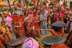 best places to visit for holi in india