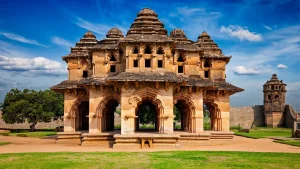 best time to visit Hampi