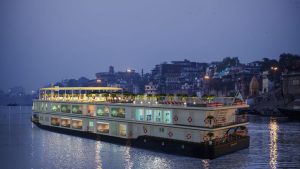 river cruises and houseboat experiences in india for foreigners